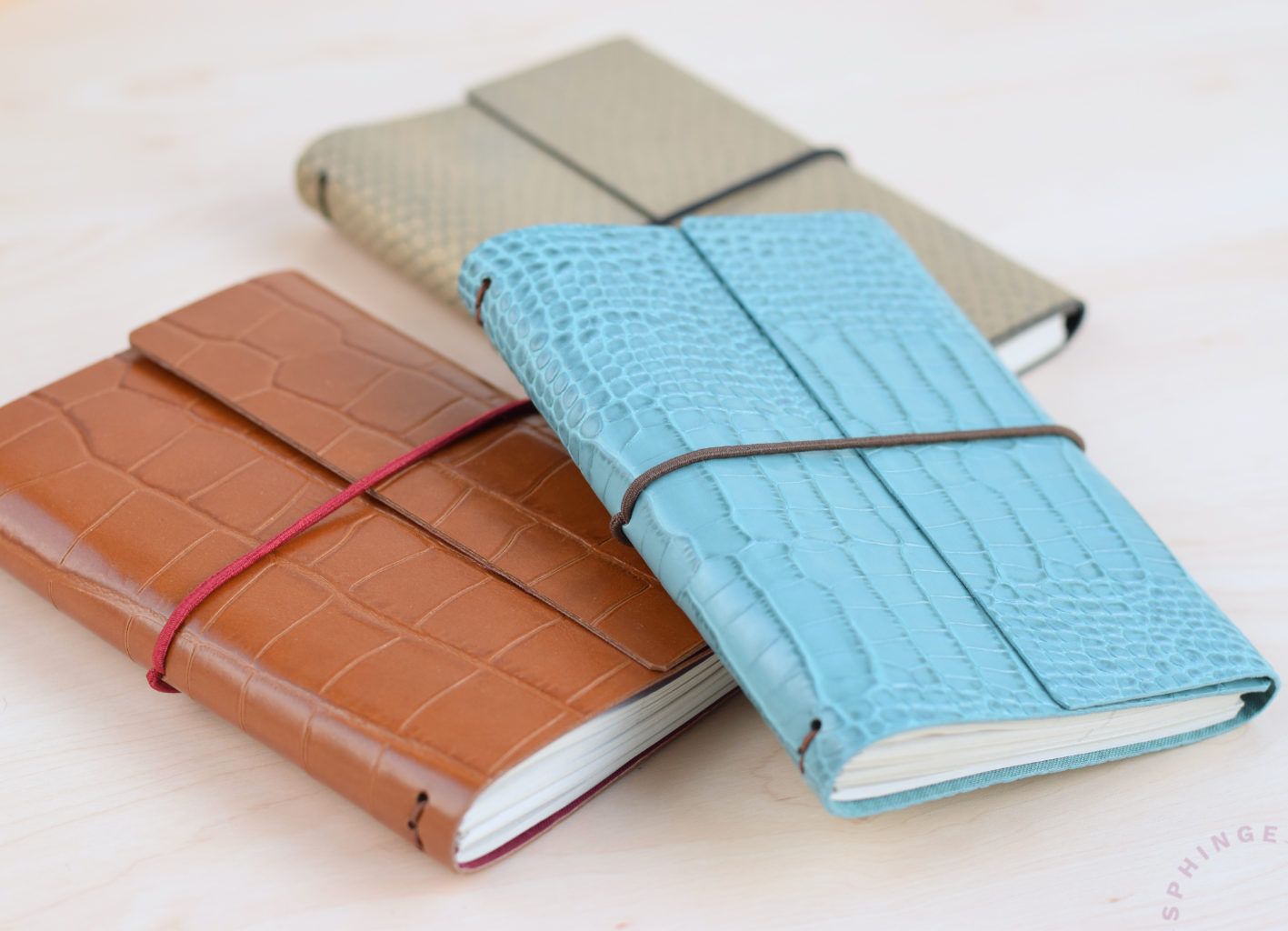 Cuaderno de piel A6 | Estilo Midori | Hojas recambiables y pautadas - Imagen 2