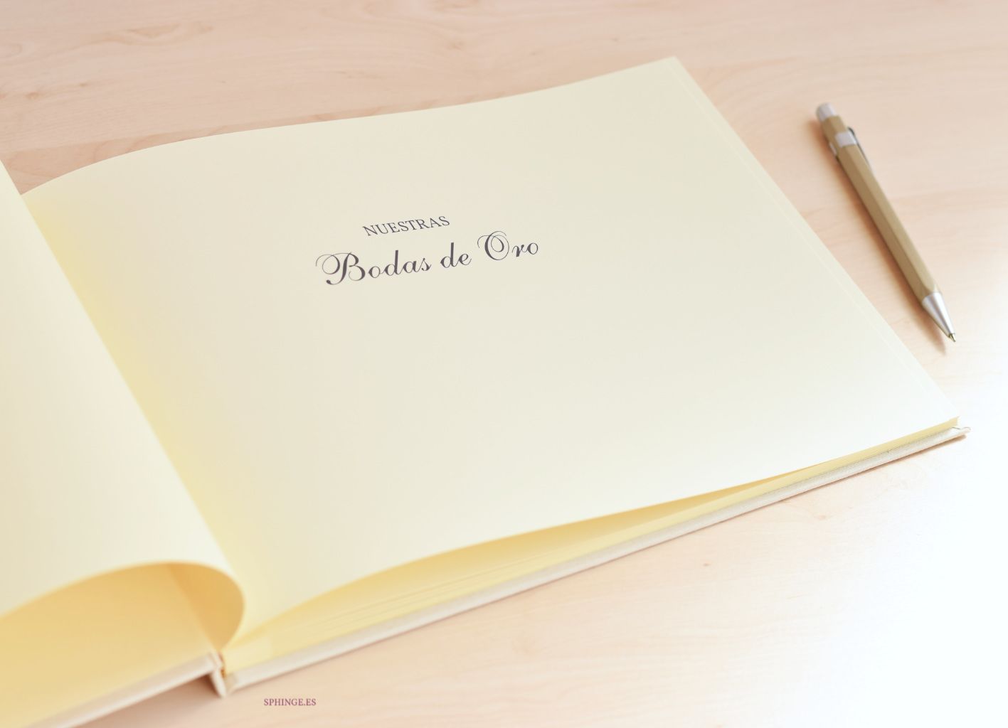 Álbum clásico de fotos y firmas Boda | Personalizado | A4 24 hojas - Imagen 4
