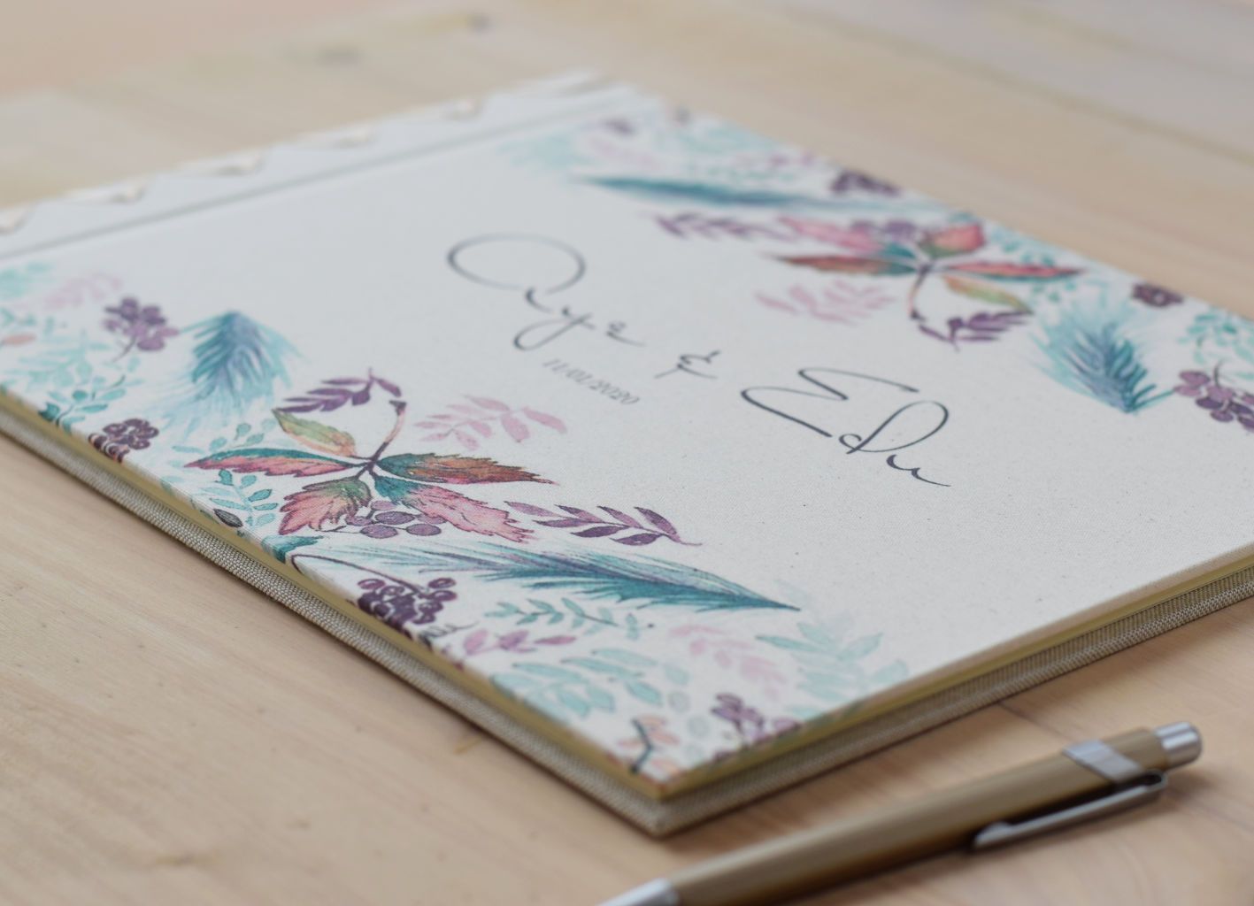 Libro de firmas Japonesa con tu diseño o foto | 40 hojas Papel 120g | 23x32 cm - Imagen 3