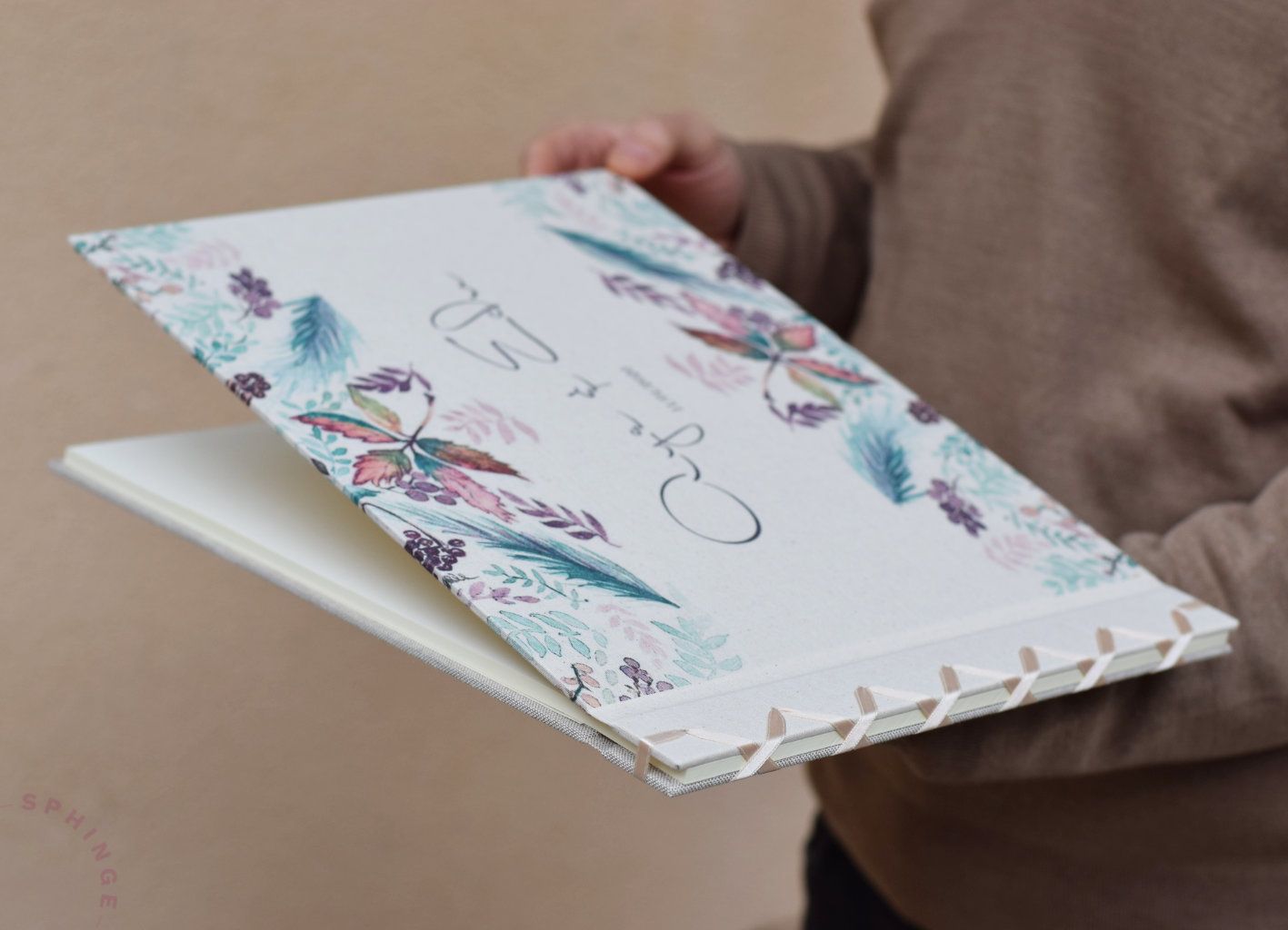 Libro de firmas Japonesa con tu diseño o foto | 40 hojas Papel 120g | 23x32 cm - Imagen 2
