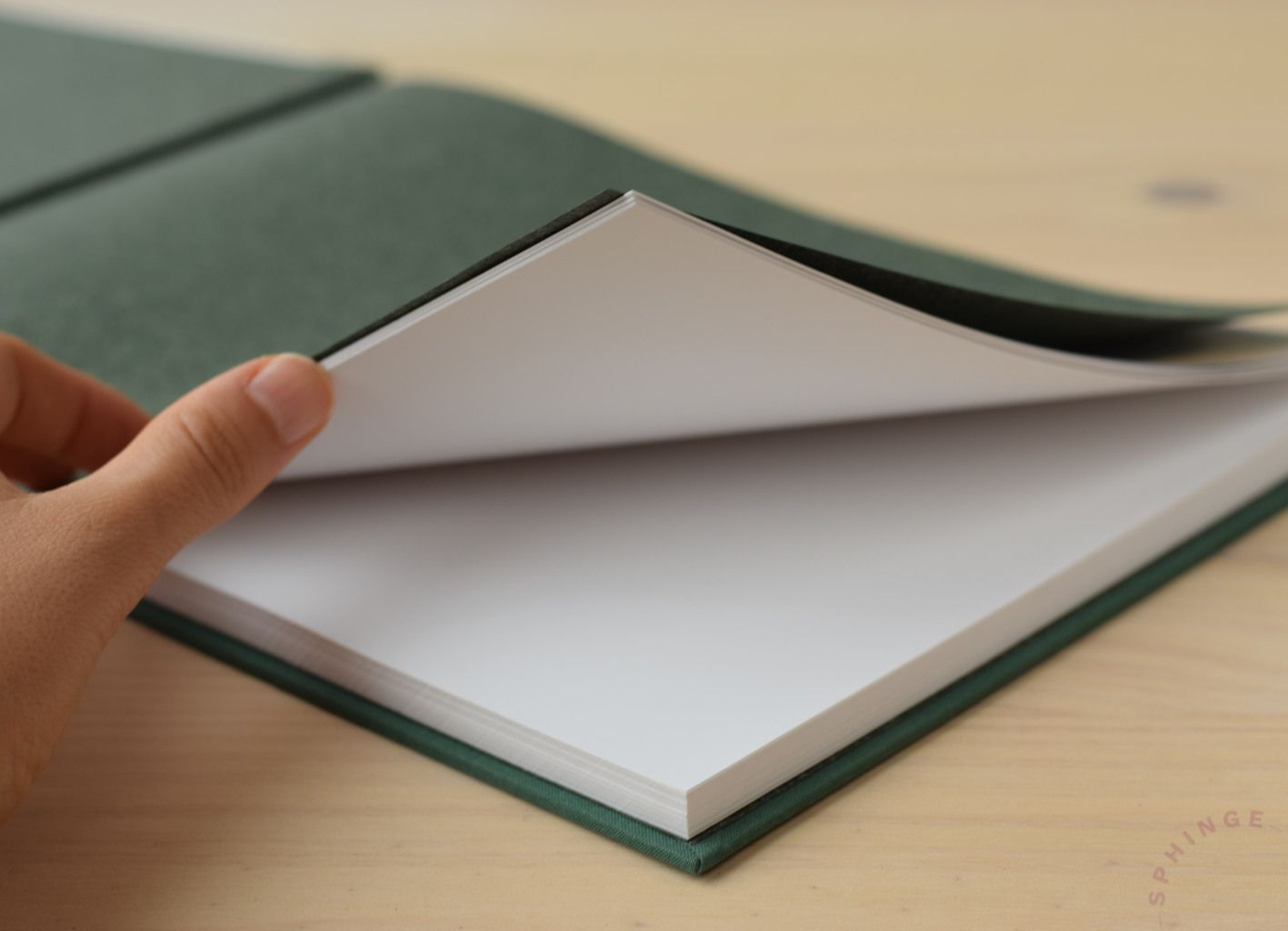 Libro de firmas Cartoné con tu diseño o foto | 50 hojas Papel 120g | 23x32 cm - Imagen 5