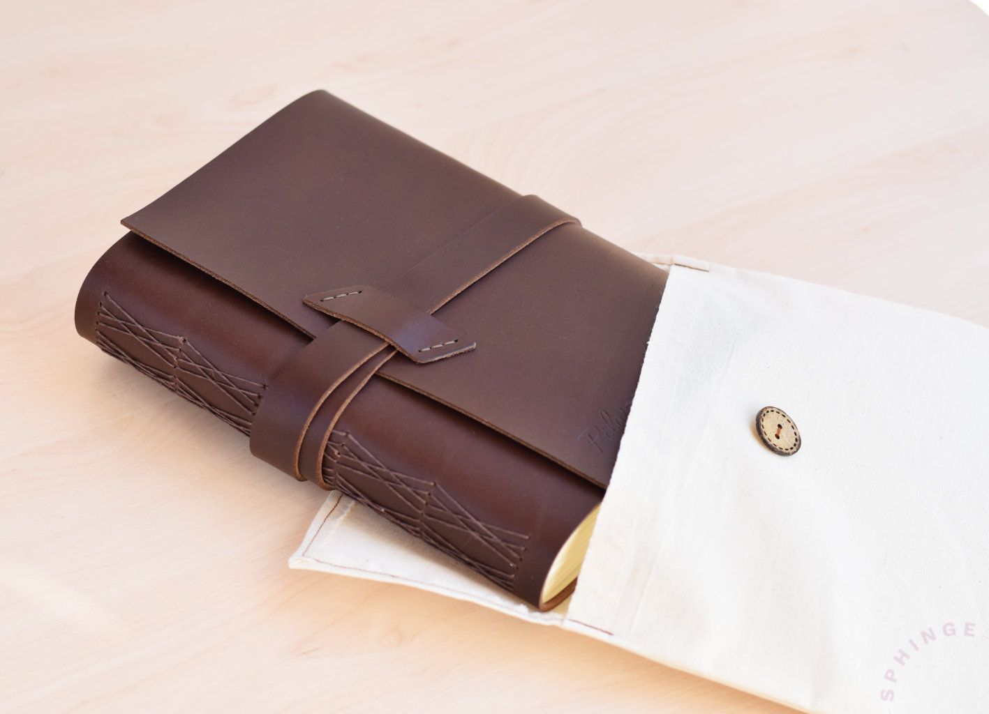 Diario de piel A5 personalizado con iniciales | 15x21 | 120 hojas - Imagen 6