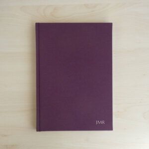 Cuaderno-personalizado-con-iniciales-notas-A5-tapa-dura-ESENCIAL-SPHINGE-1